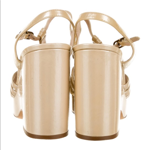 CHANEL Authentic 2012 interlocking CC Chanel wedges - Picture 4 of 5